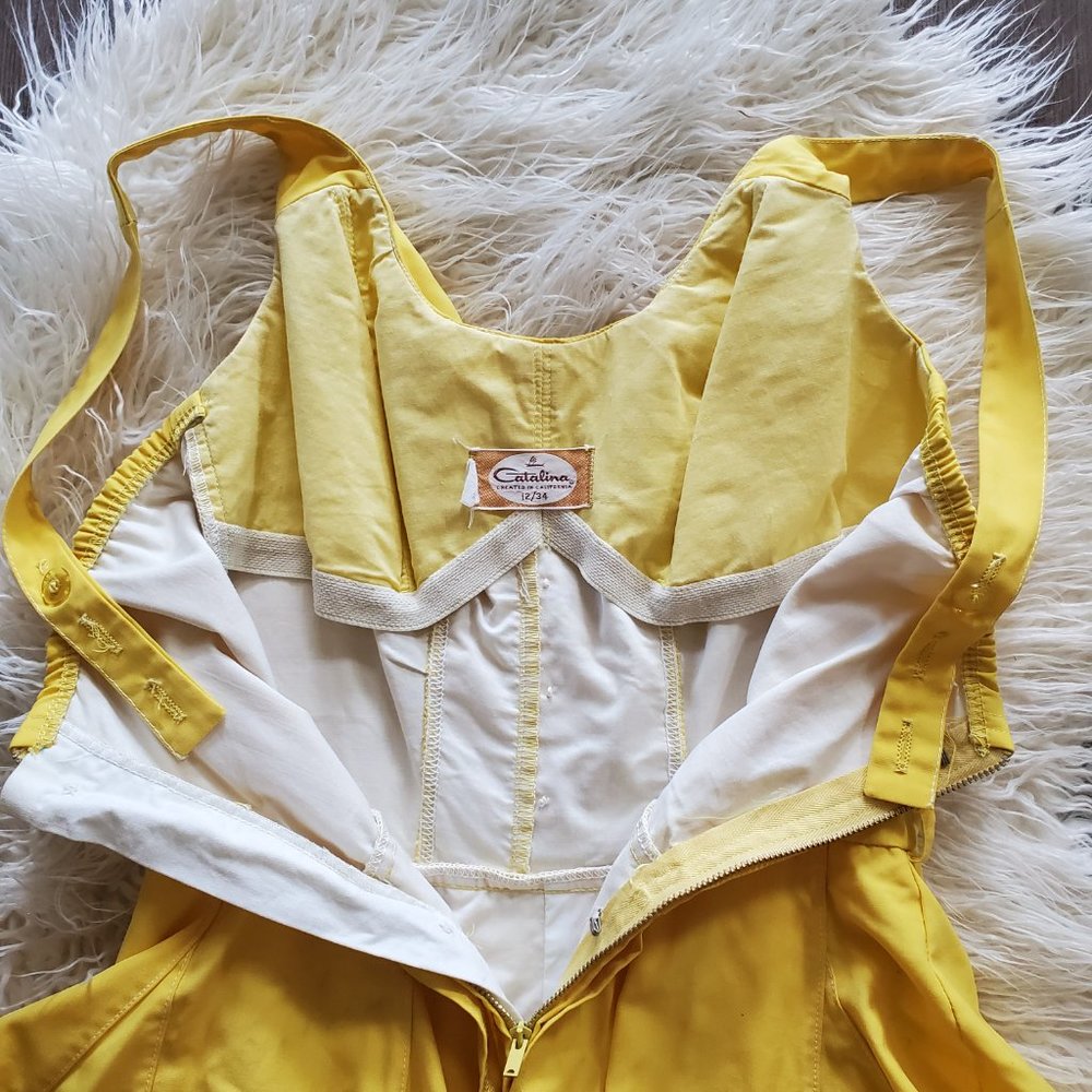 vintage 1950s yellow skirt bathing suit by Catalina - Picture 11 of 11